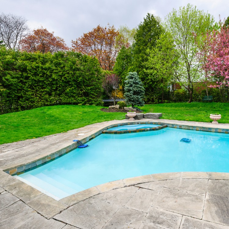 Pool maintenance services in Santa Clarita, CA Pool maintenance services in Santa Clarita, CA